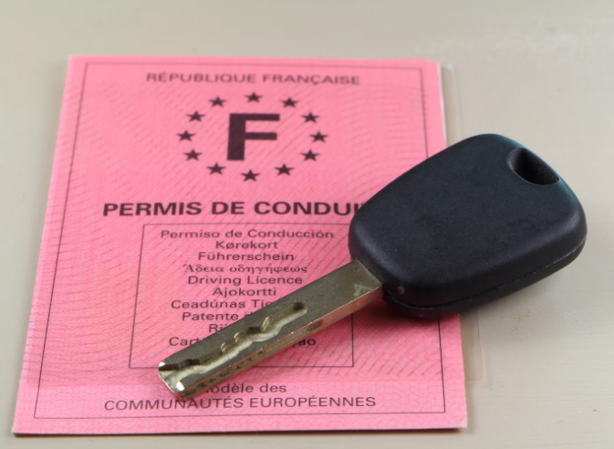 Règlementaire – Les nouvelles règles du jeu pour le permis de conduire dans l’Union européenne
